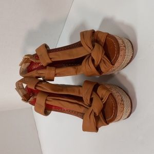 Paloma Barcelo Marga Leather Wedge Italian Sizing 38/39